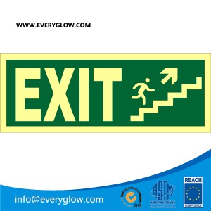 Exit right up